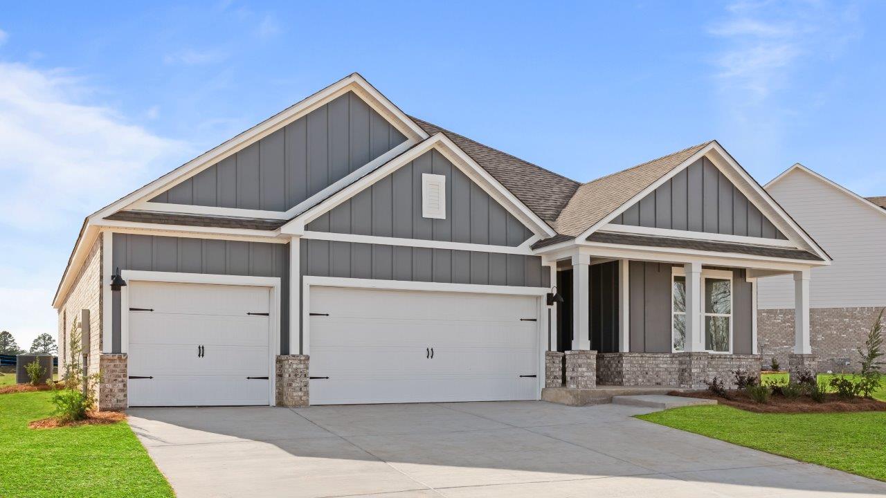 Exterior photo of a Destin floorplan in Magnolia Ridge community