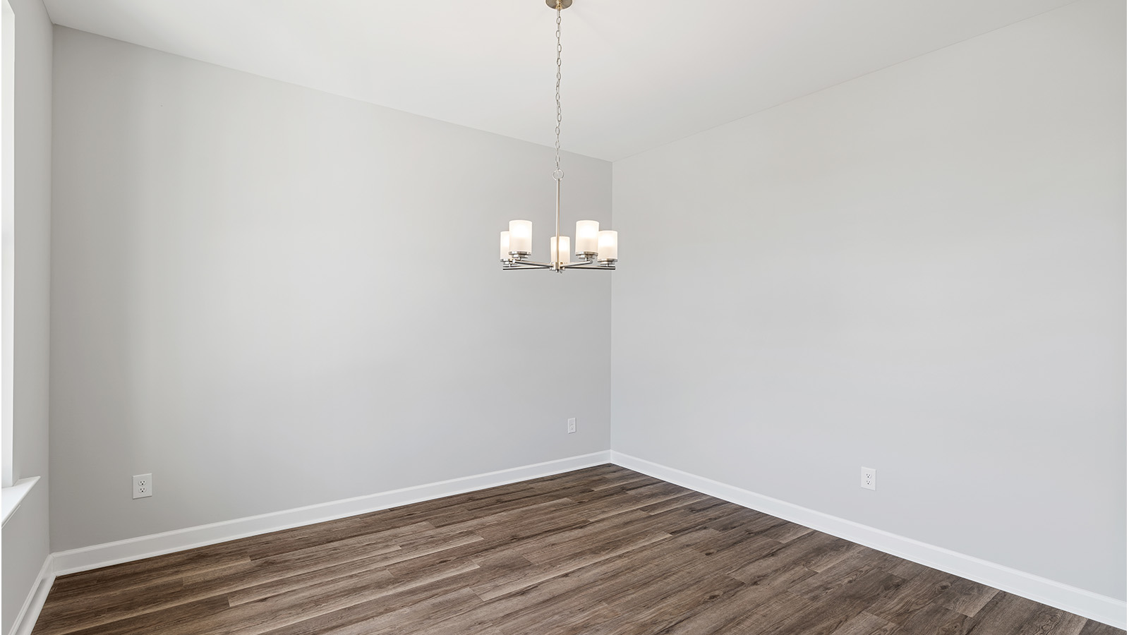 luxury vinyl plan flooring, natural light