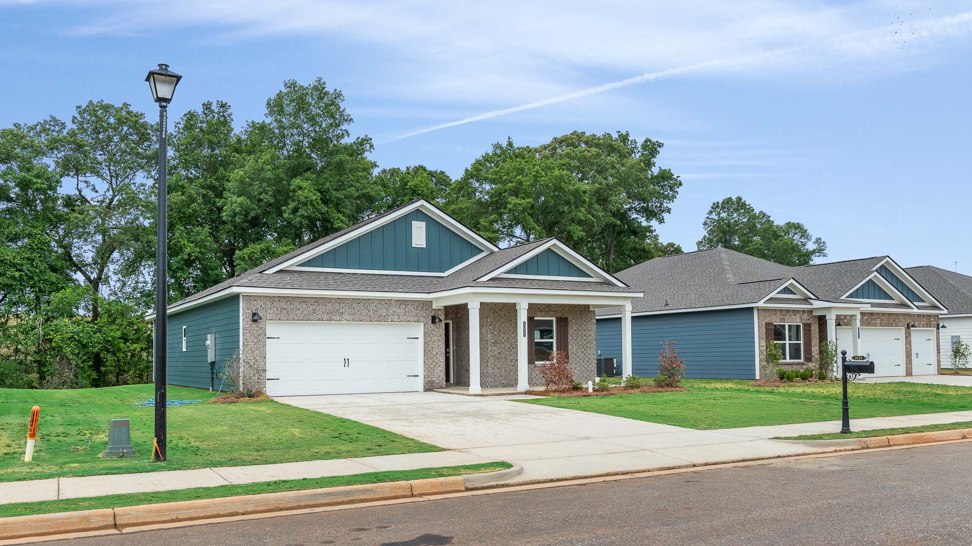 1031 Garden Lane exterior image