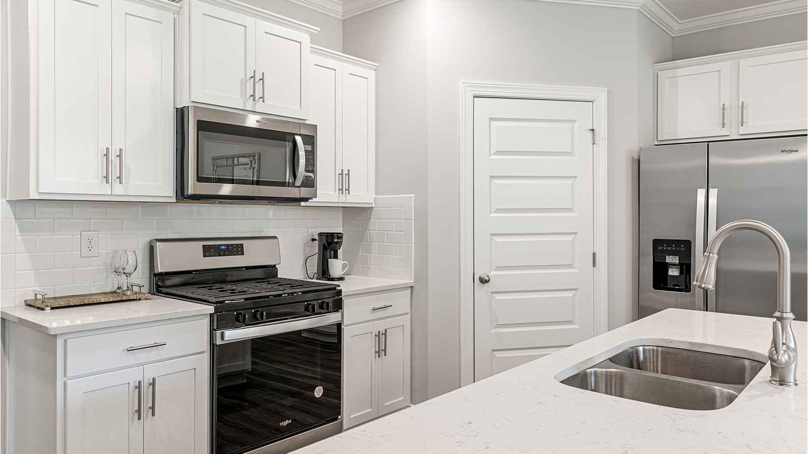 Rhett interior photos