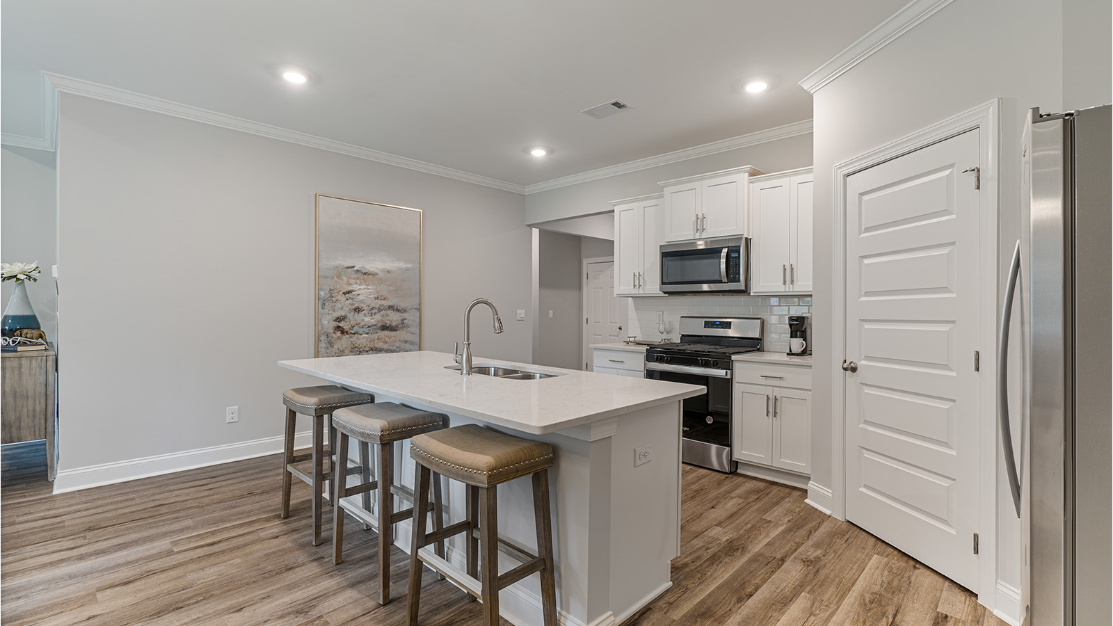Rhett interior photos