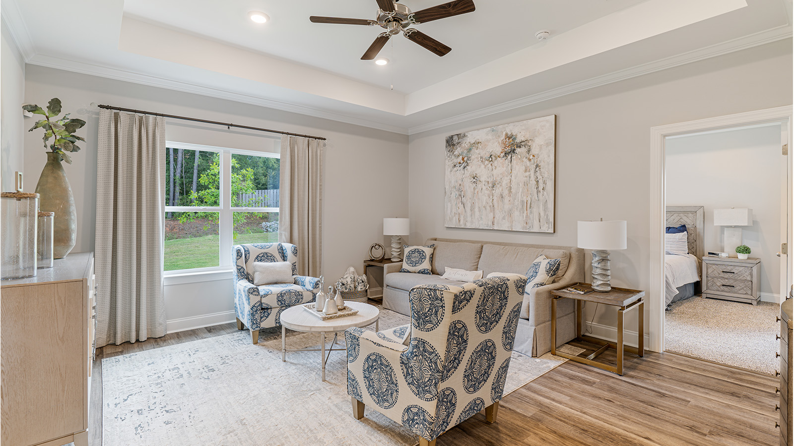 Rhett interior photos