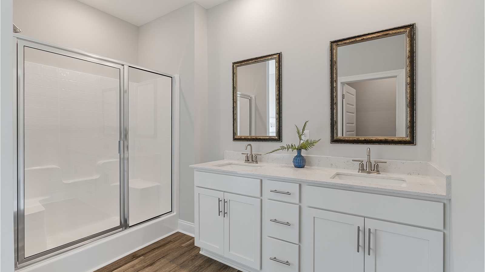 Rhett interior photos