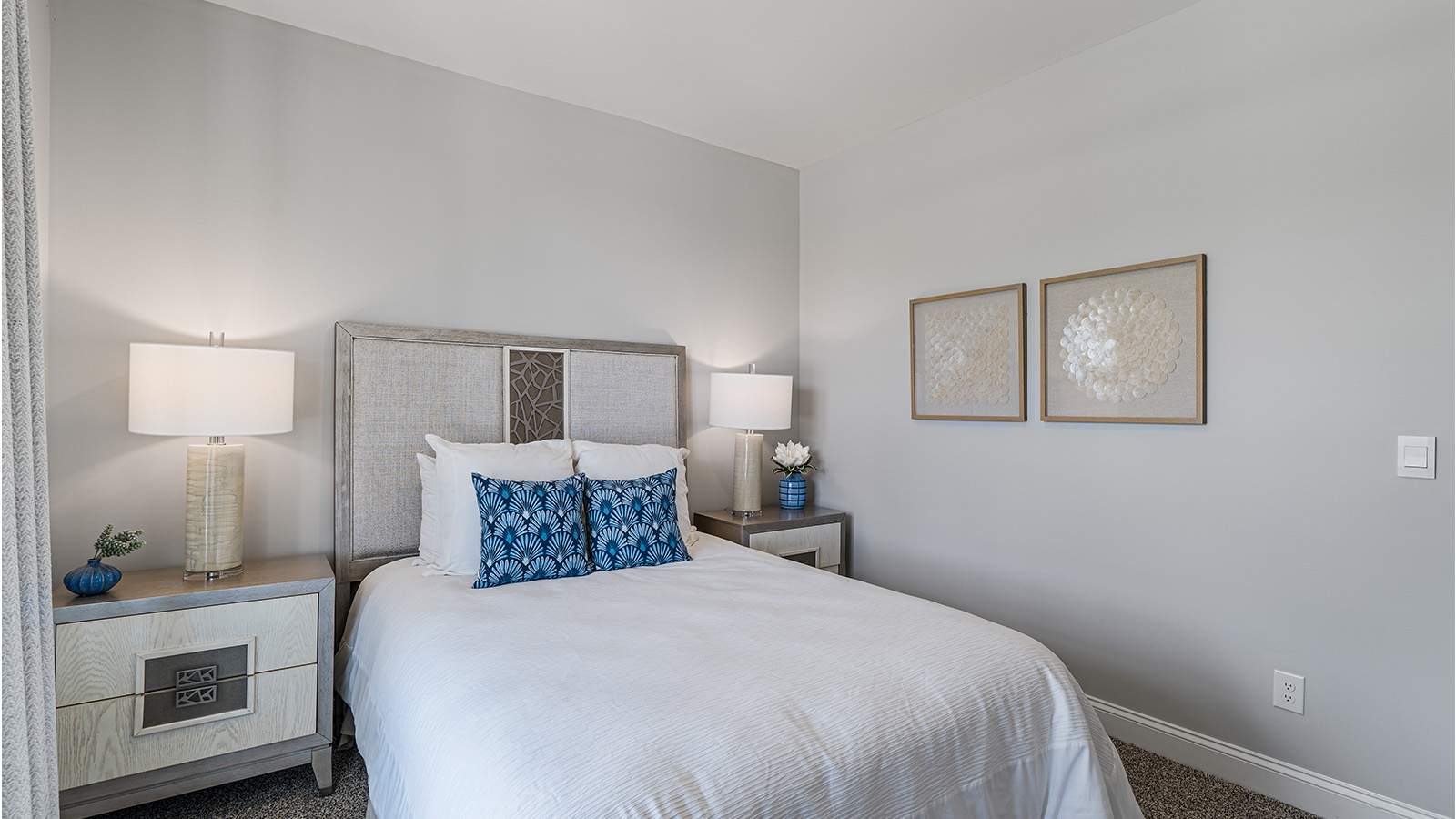 Rhett interior photos