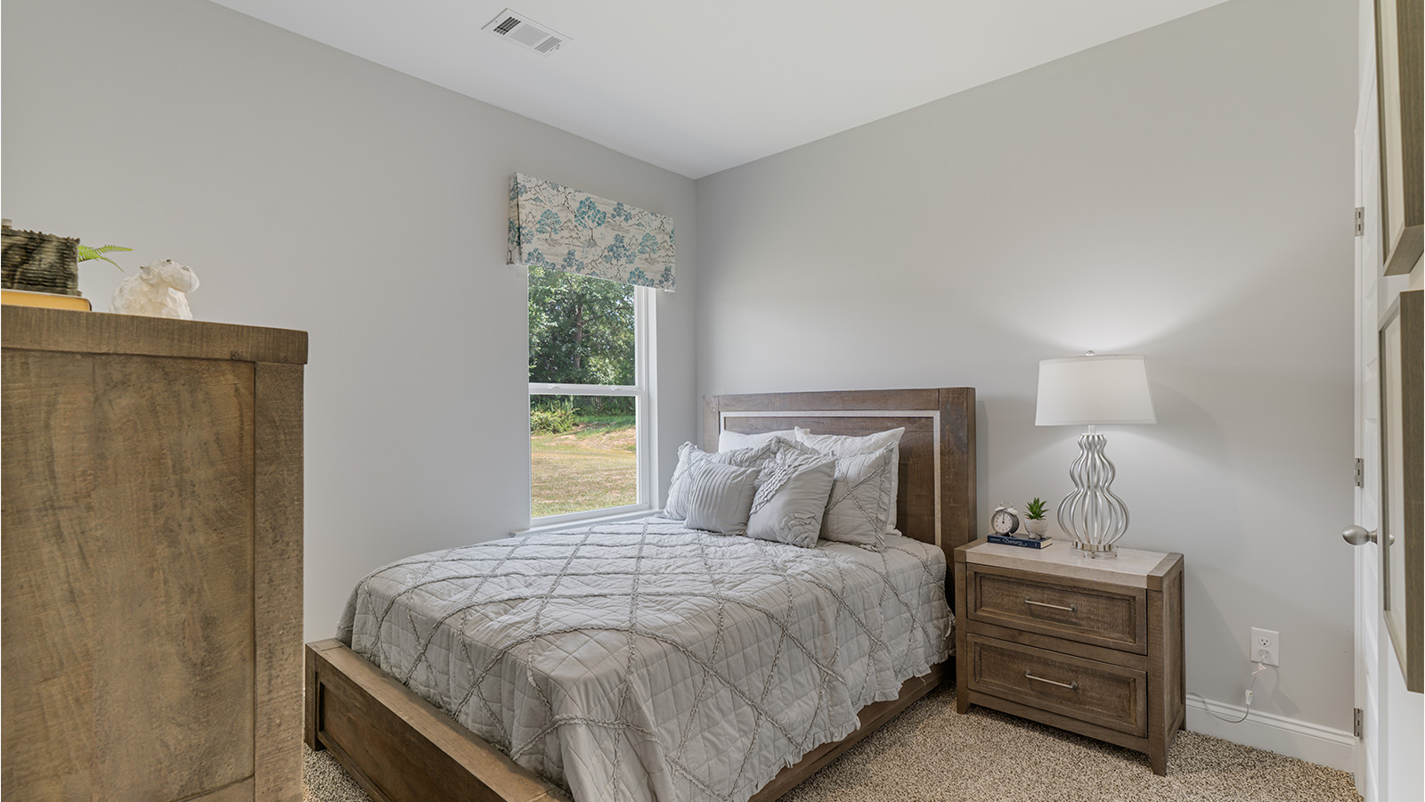 Rhett interior photos
