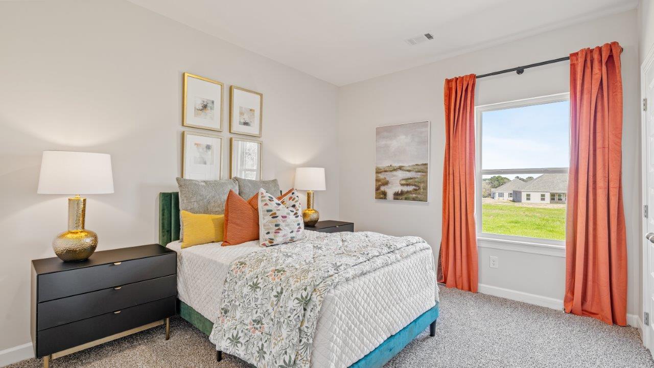 Avery floorplan space in Willow Point community spacious bedroom bathroom combo in the Avery by D.R. Horton