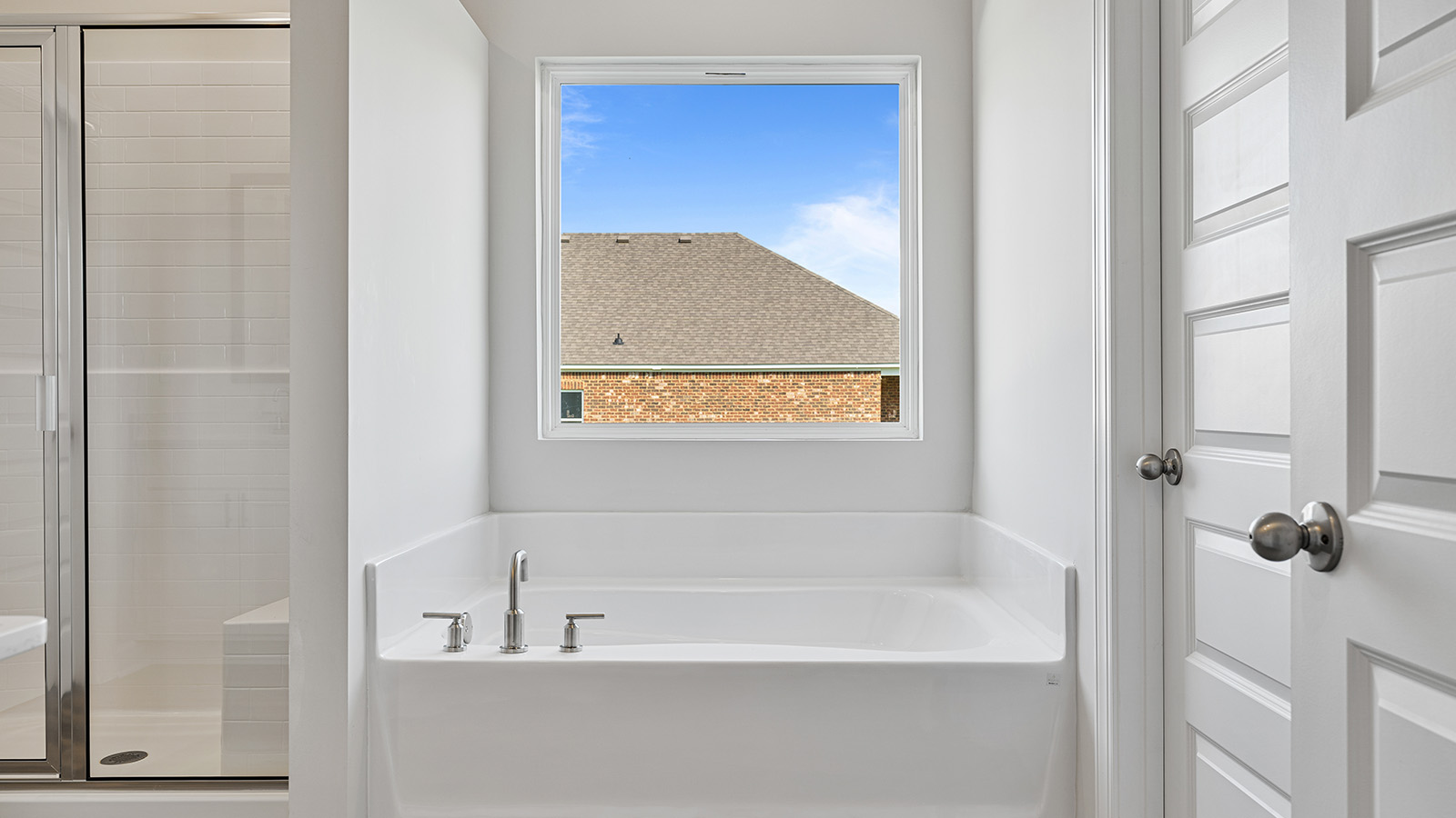 victoria floorplan quartz countertops LVP flooring