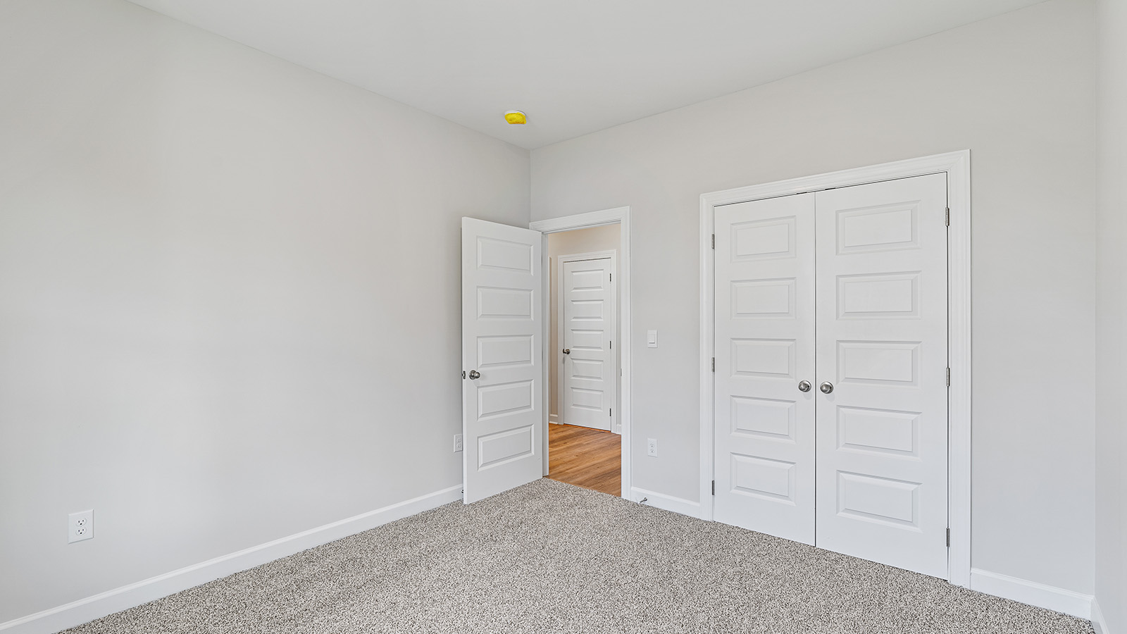 victoria floorplan quartz countertops LVP flooring