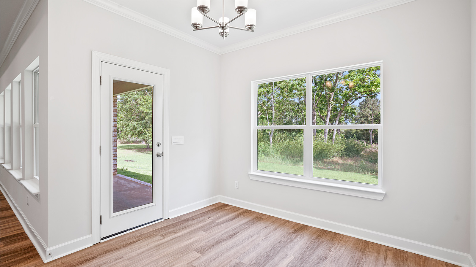 luxury vinyl plan flooring, natural light