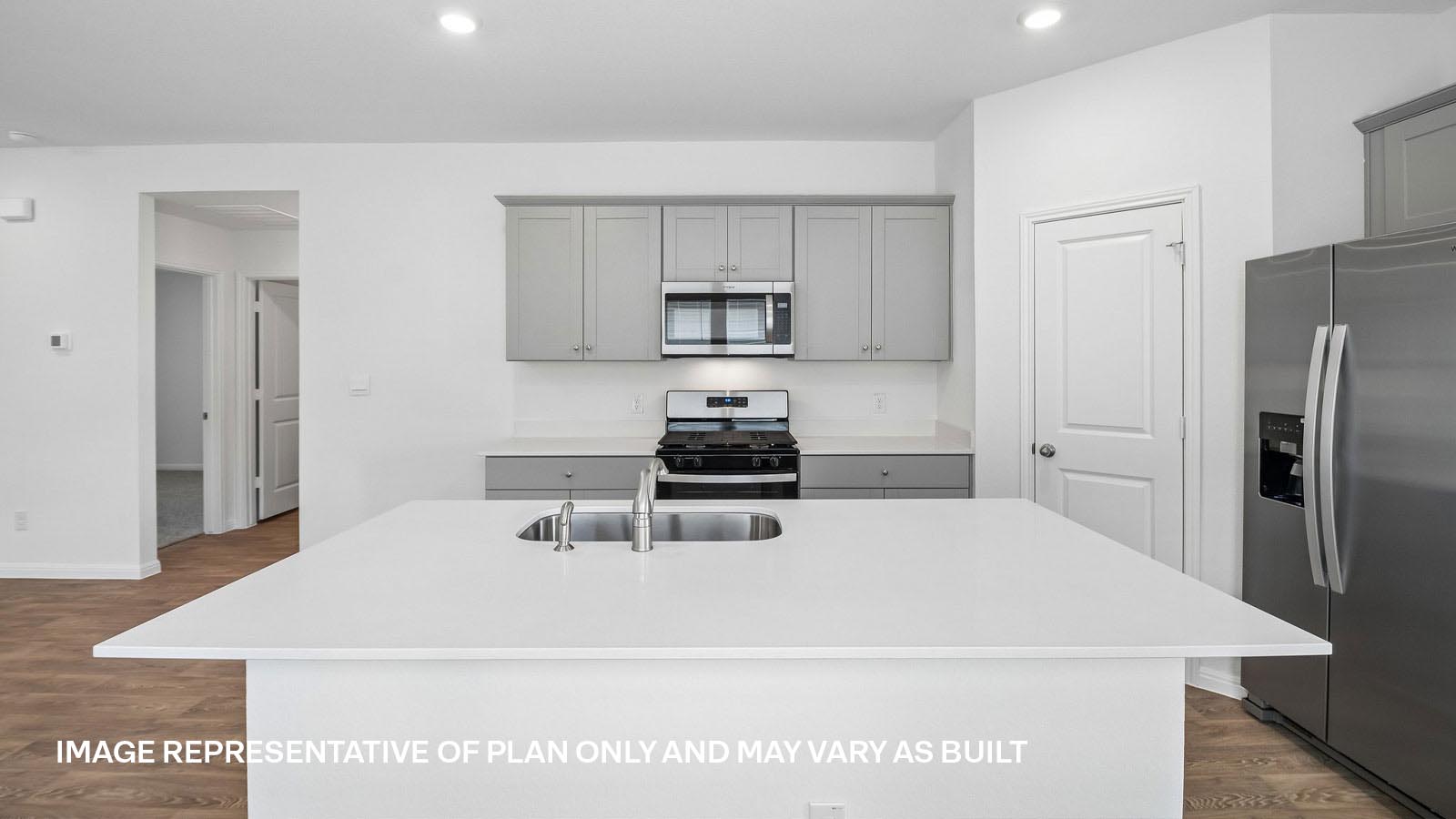 Diana Modern Kitchen with Island