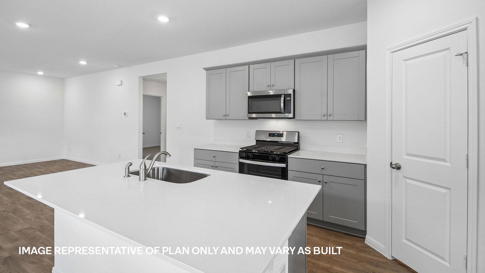 Diana Modern Kitchen with Island