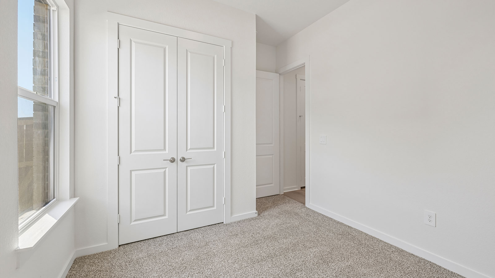 Edinburg Bedroom 2 with Carpet