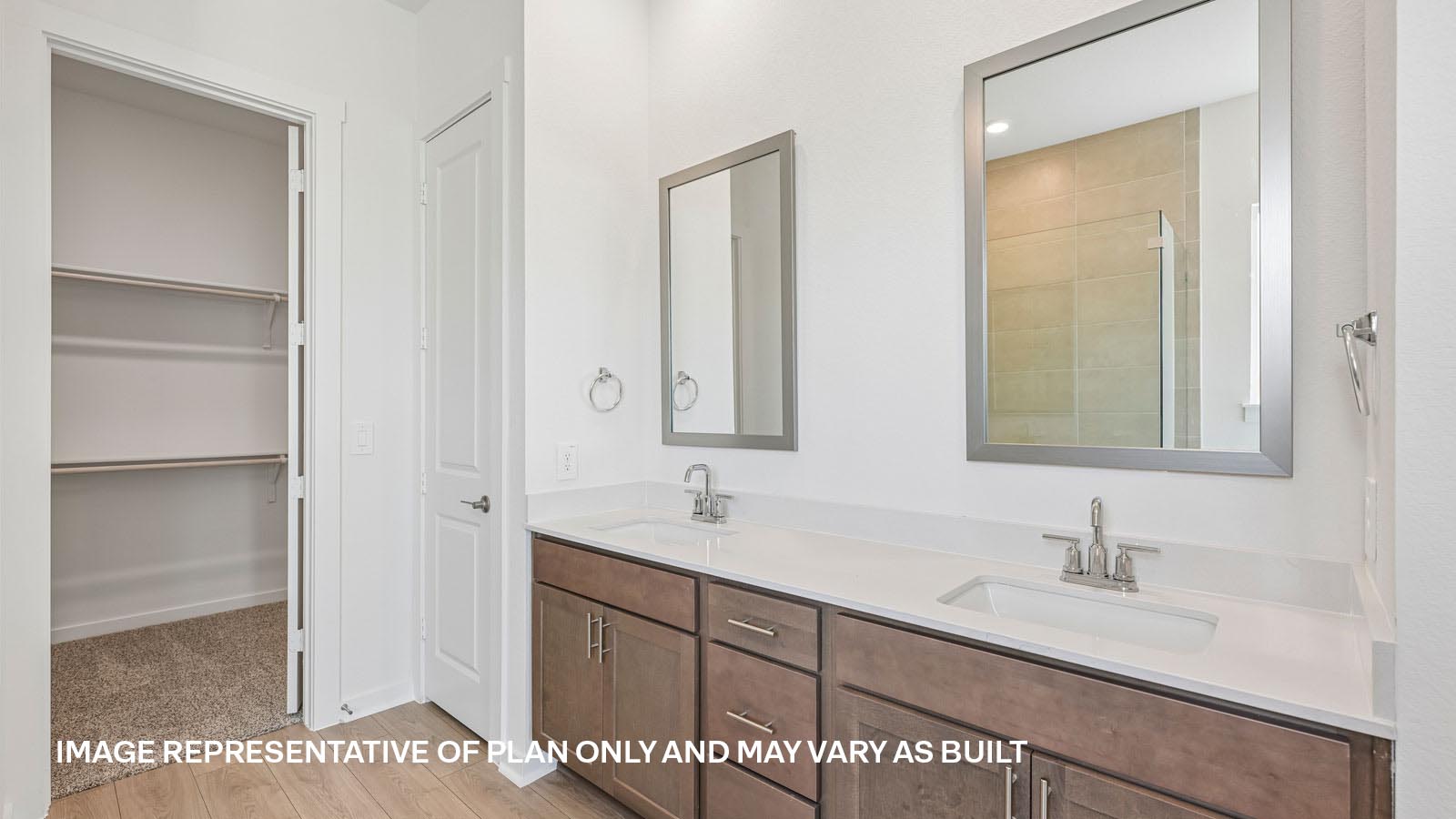 Edinburg En Suite Bathroom with Double Vanity