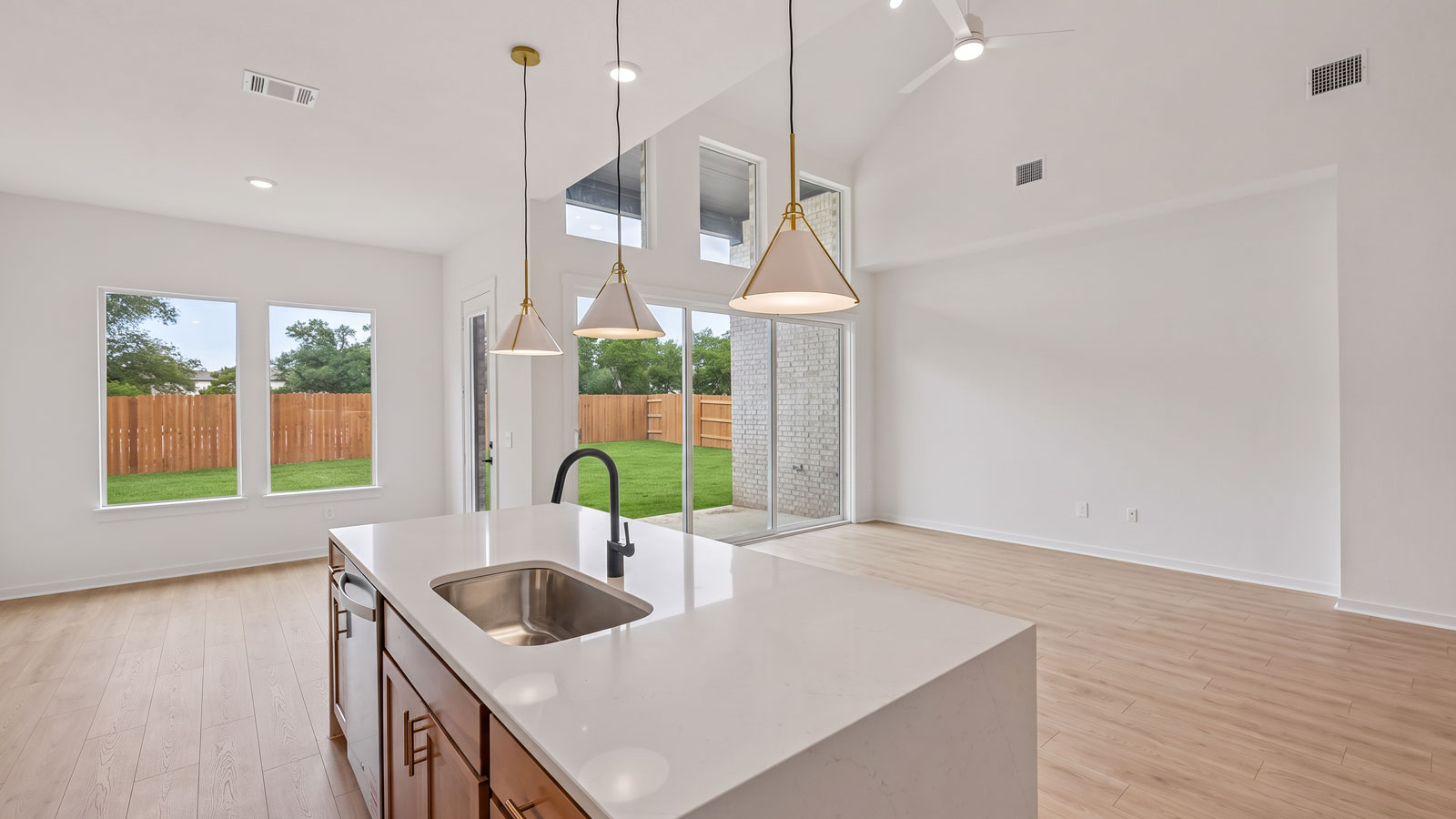 Ingram Beautiful Kitchen with Island