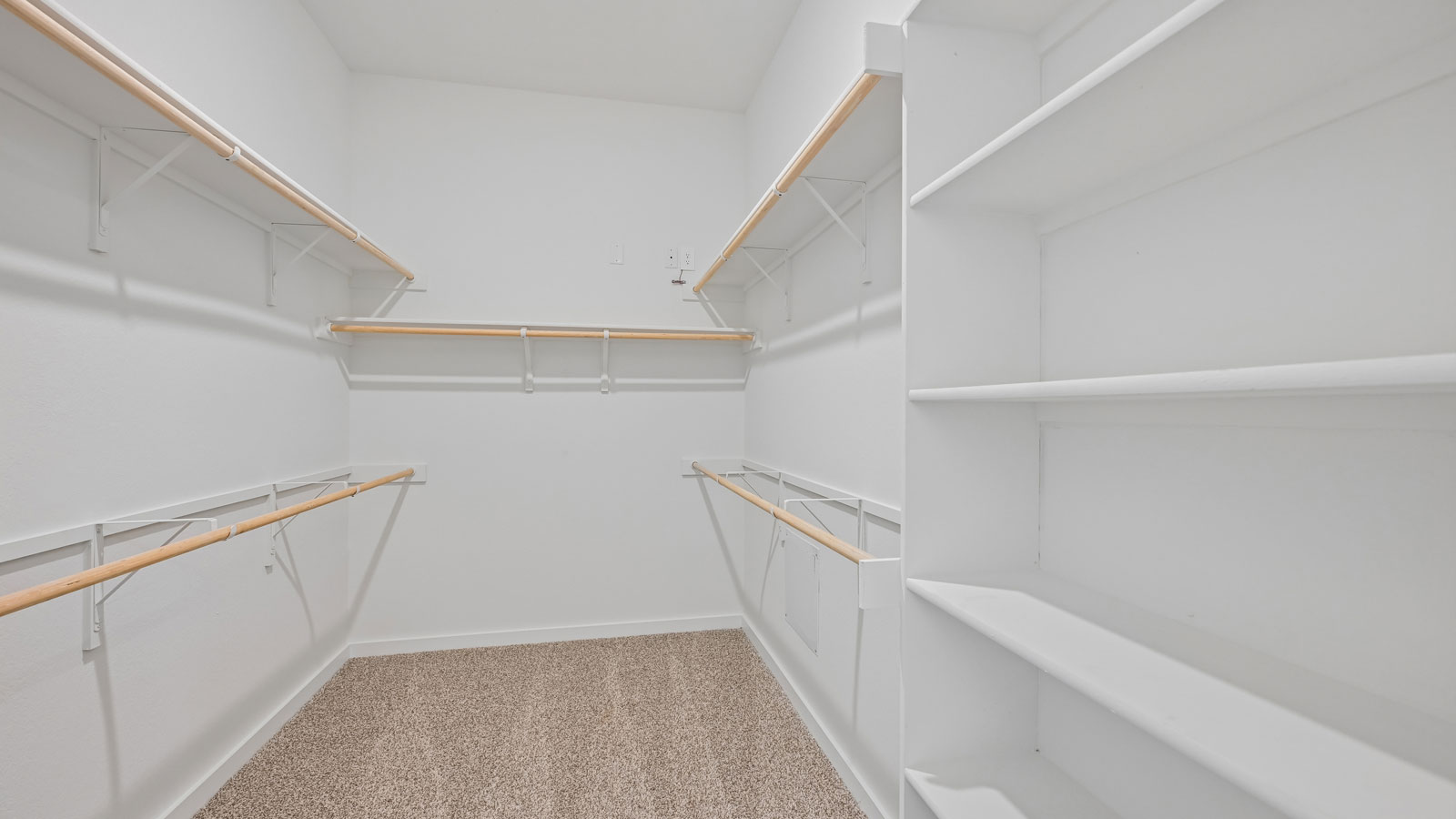 Ingram Primary Walk-in Shower