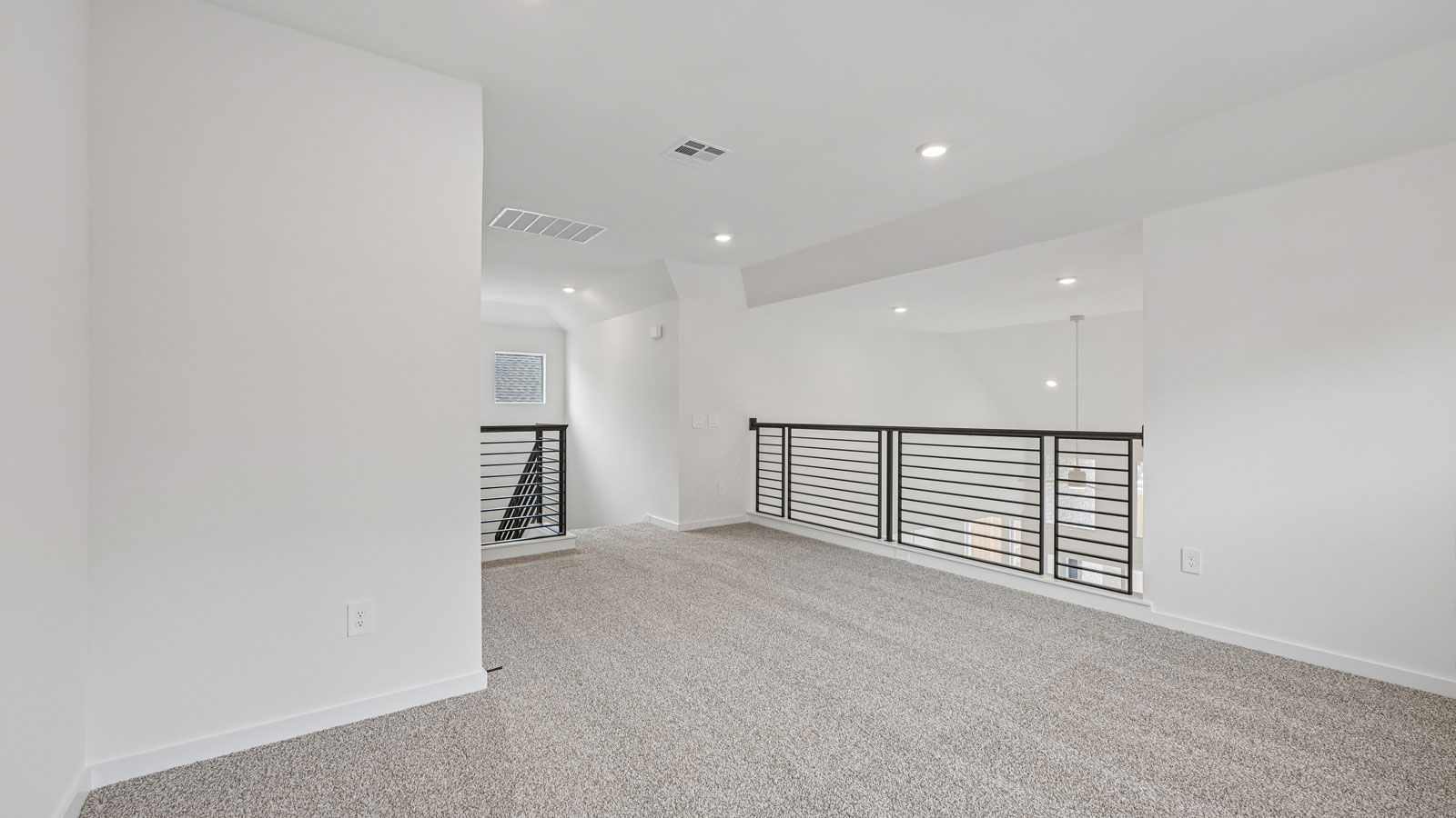 Ingram Spacious Game Room