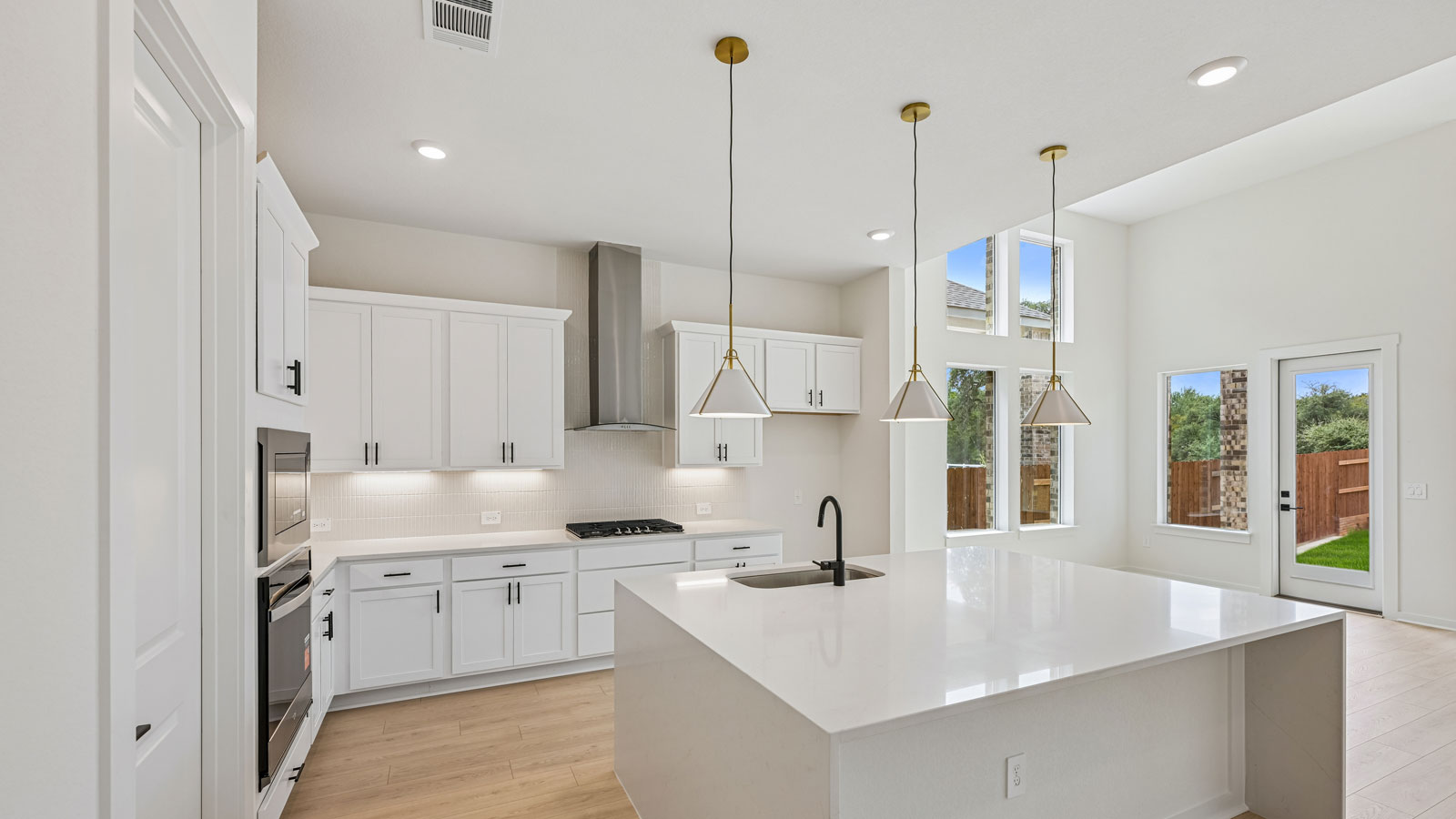 Keller Beautiful Kitchen with Island