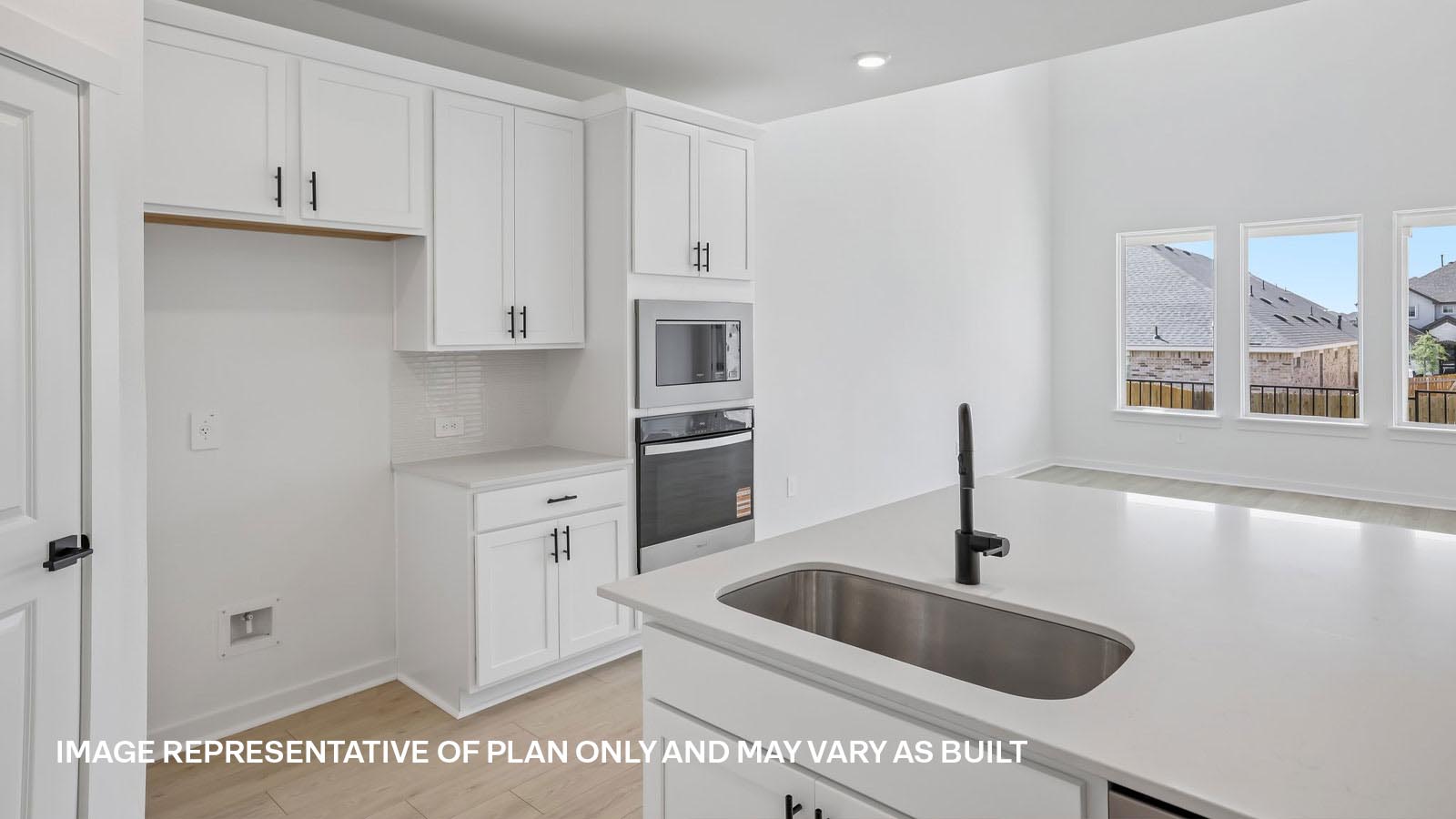 Parker Modern Kitchen with Island