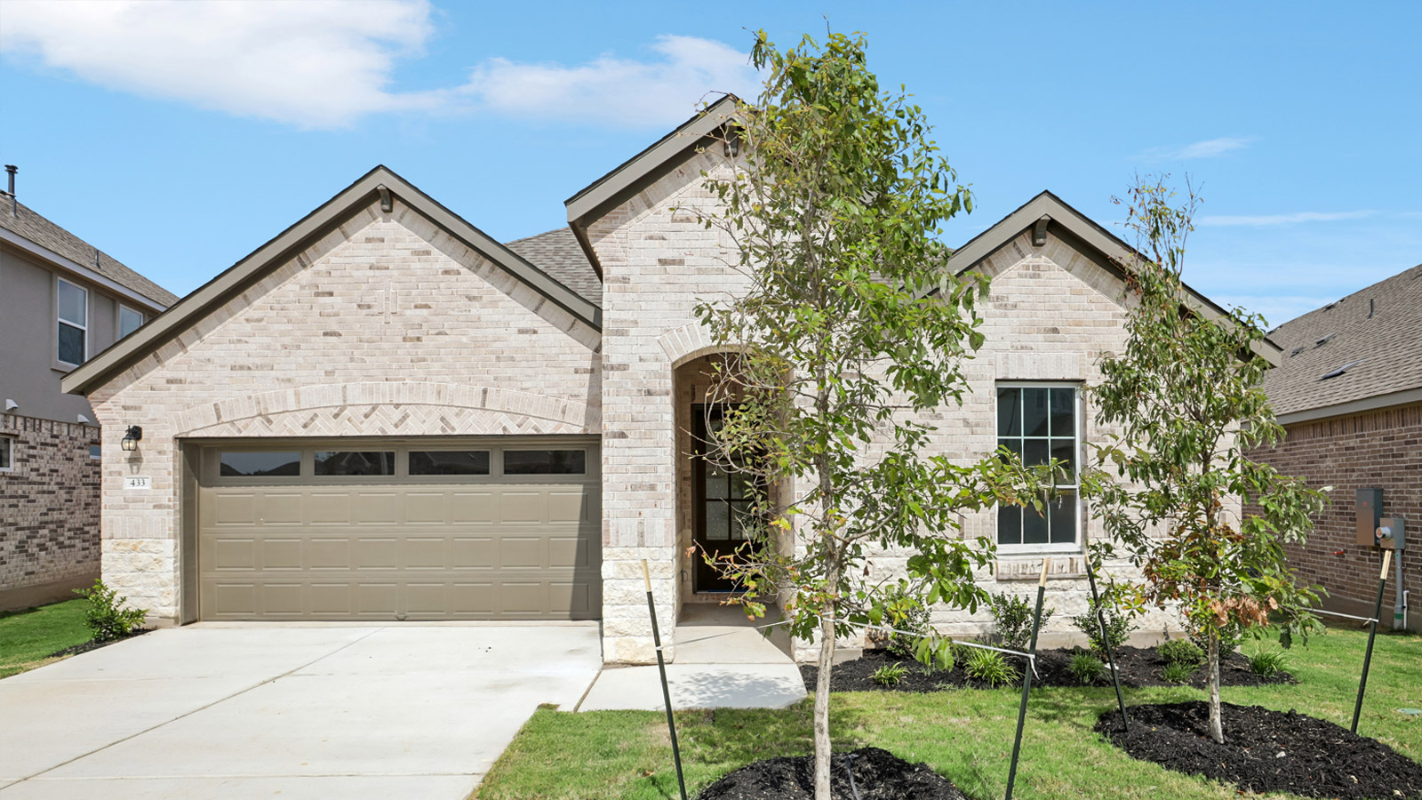 433 Eagle Canyon Drive exterior