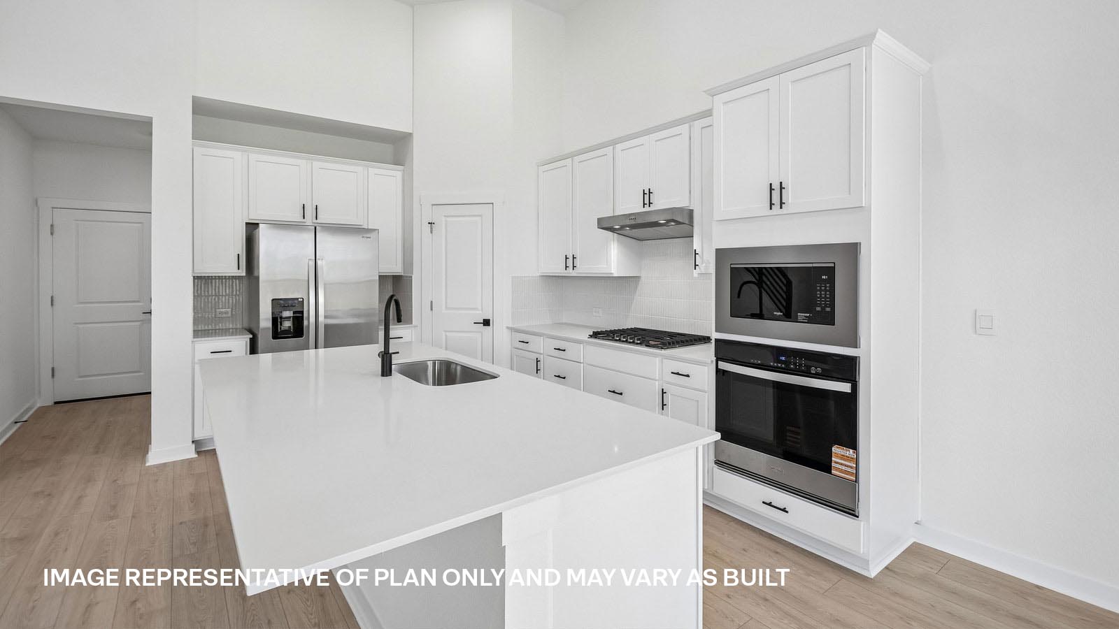 Homer Modern Kitchen with Island