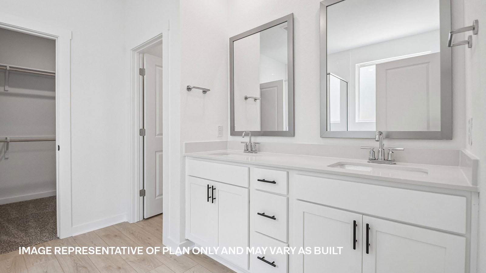 Homer En Suite Bathroom with Double Vanity