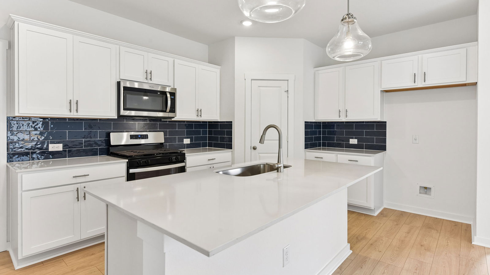 Perry Modern Kitchen with Island