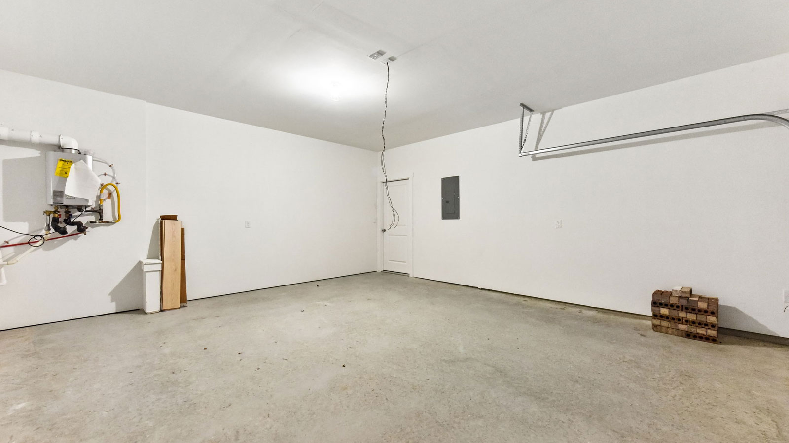 Perry 2 Car Garage
