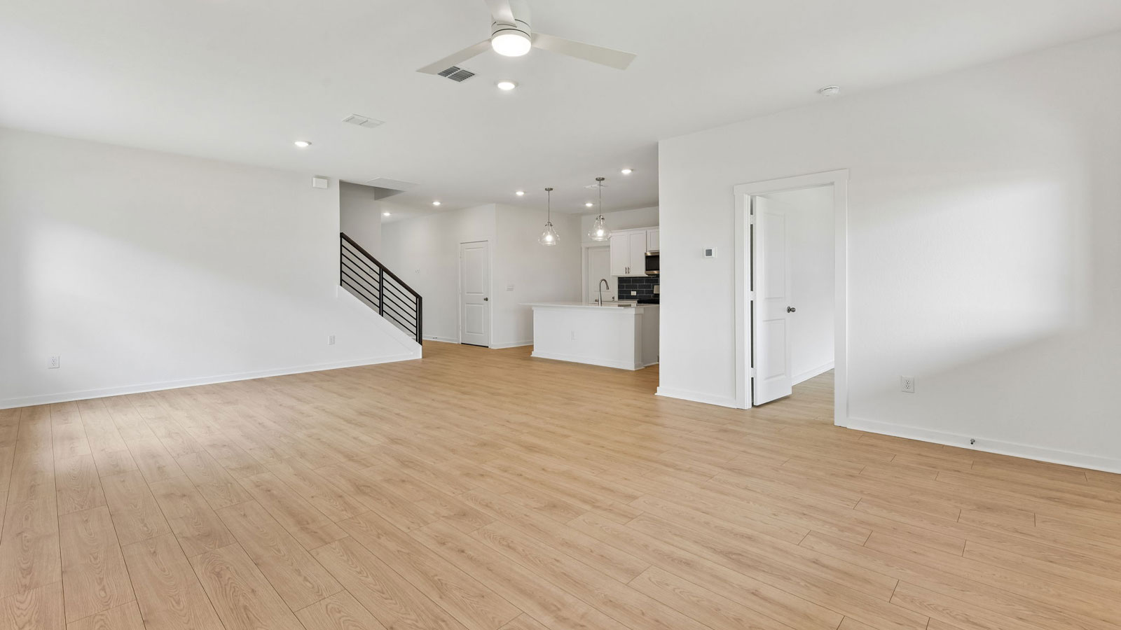 Perry Open Concept Livingroom