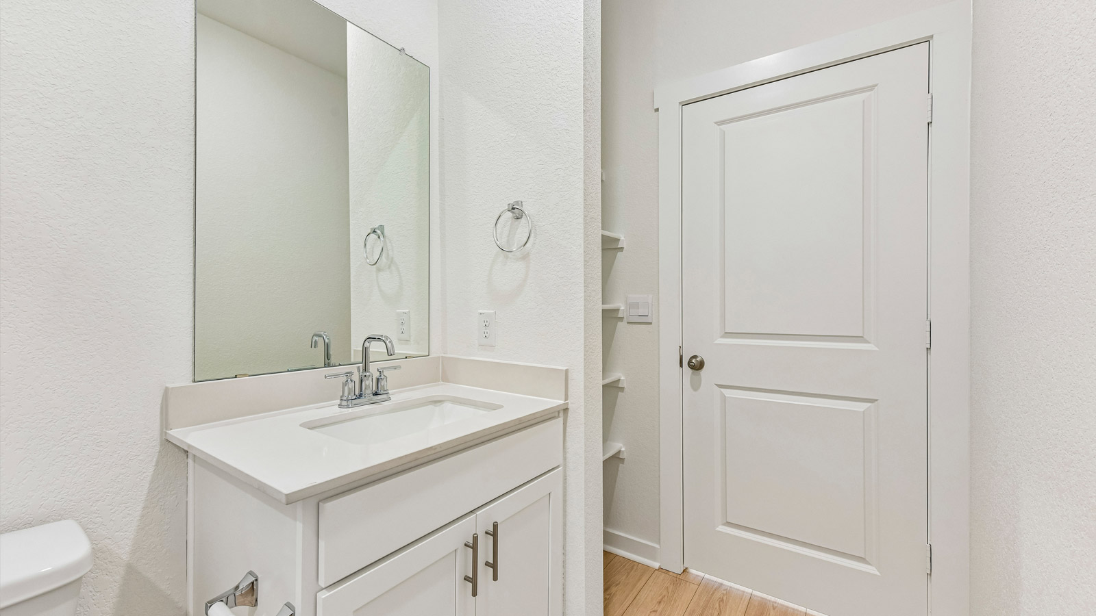 Quincy Bathroom 2