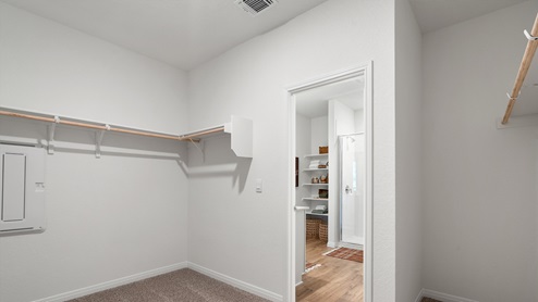 Discover Rosenbusch Ranch Presented By D.R. Horton Walk In Closet