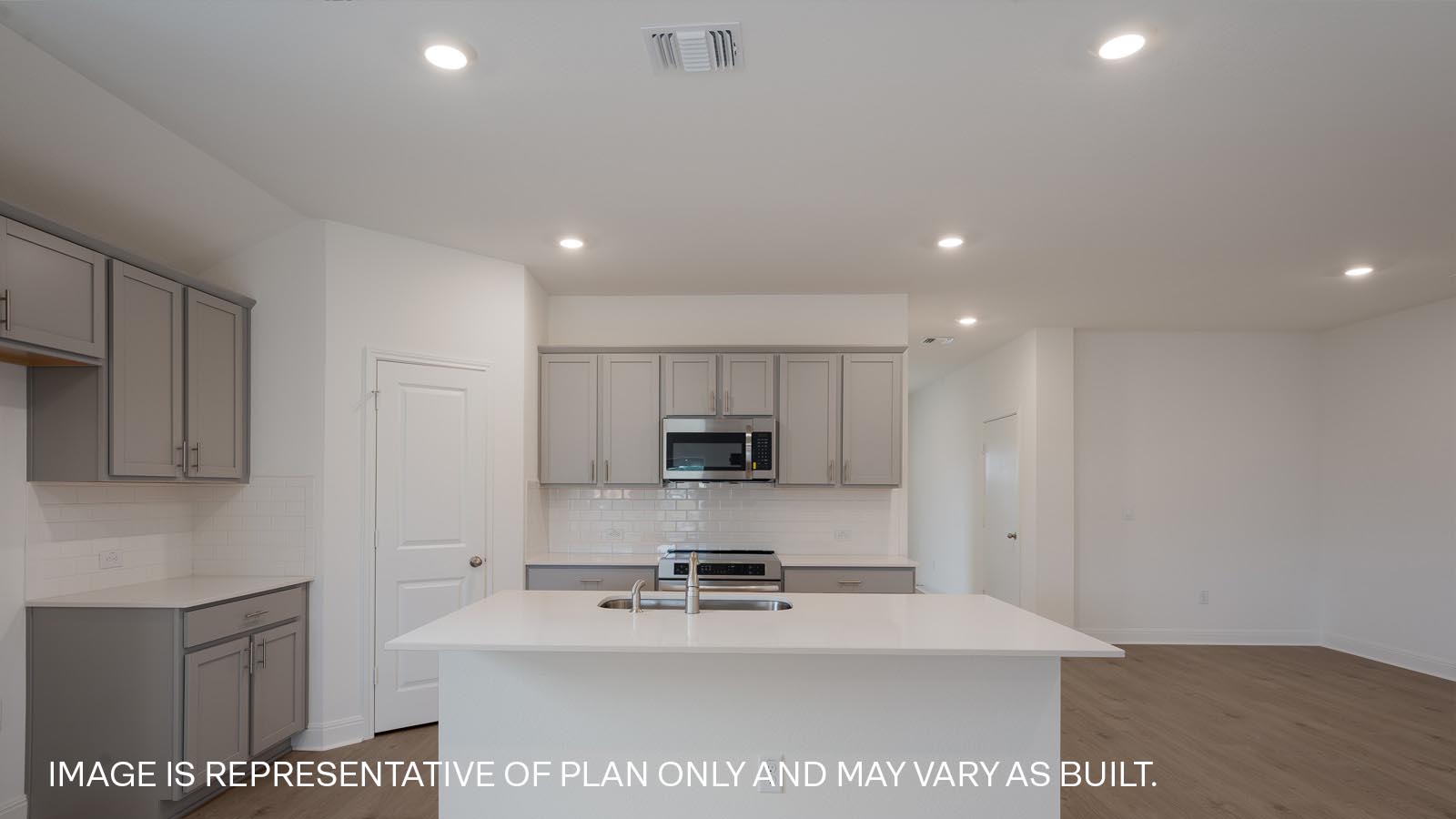 Lakeway Modern Kitchen