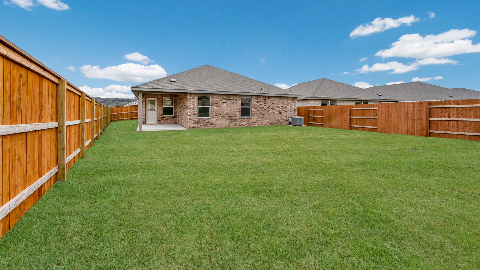 Exterior of the Lakeway floorplan - A Elevation.