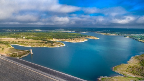 New homes near lake Georgetown.