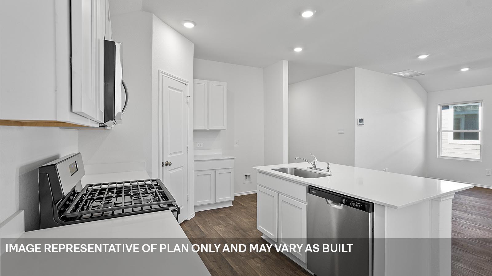 Open kitchen with island.