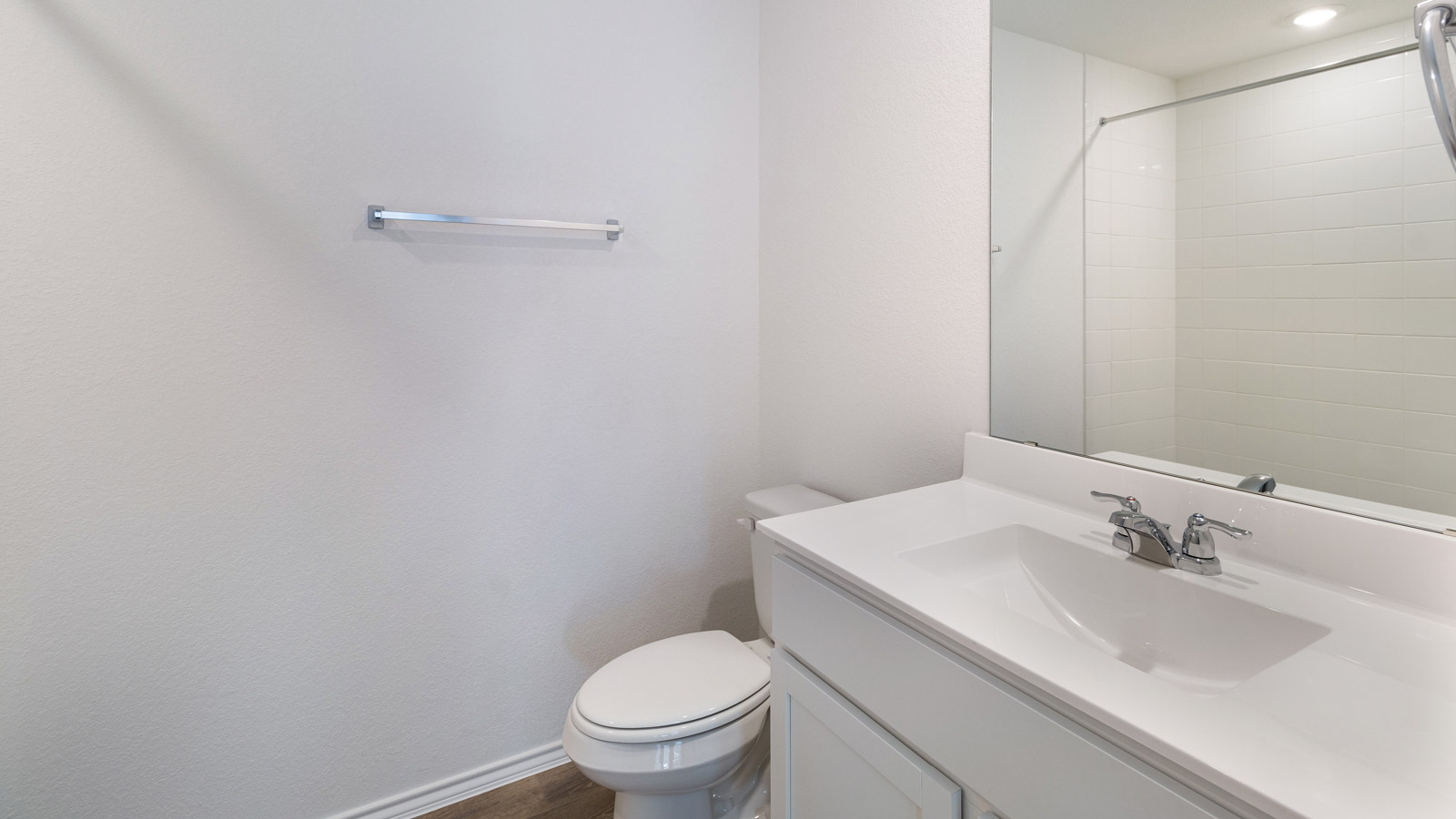 Bathroom 3 with shower and bathtub.
