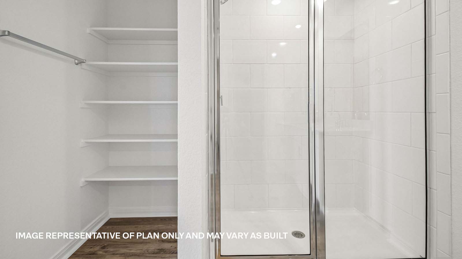 Gaven En Suite Bathroom