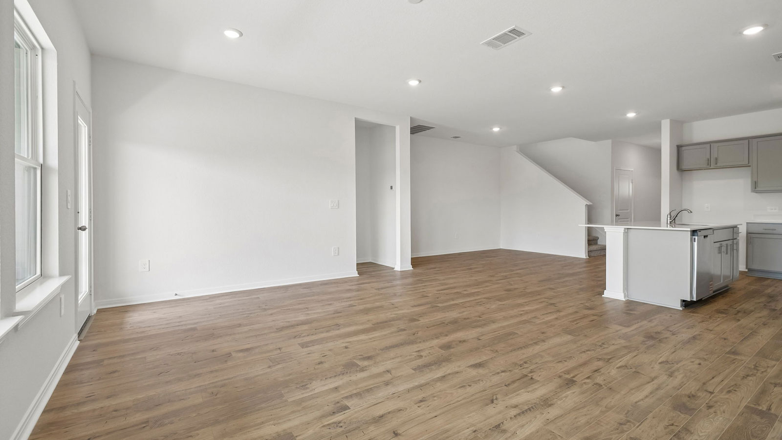 Mitchell Open Living Space