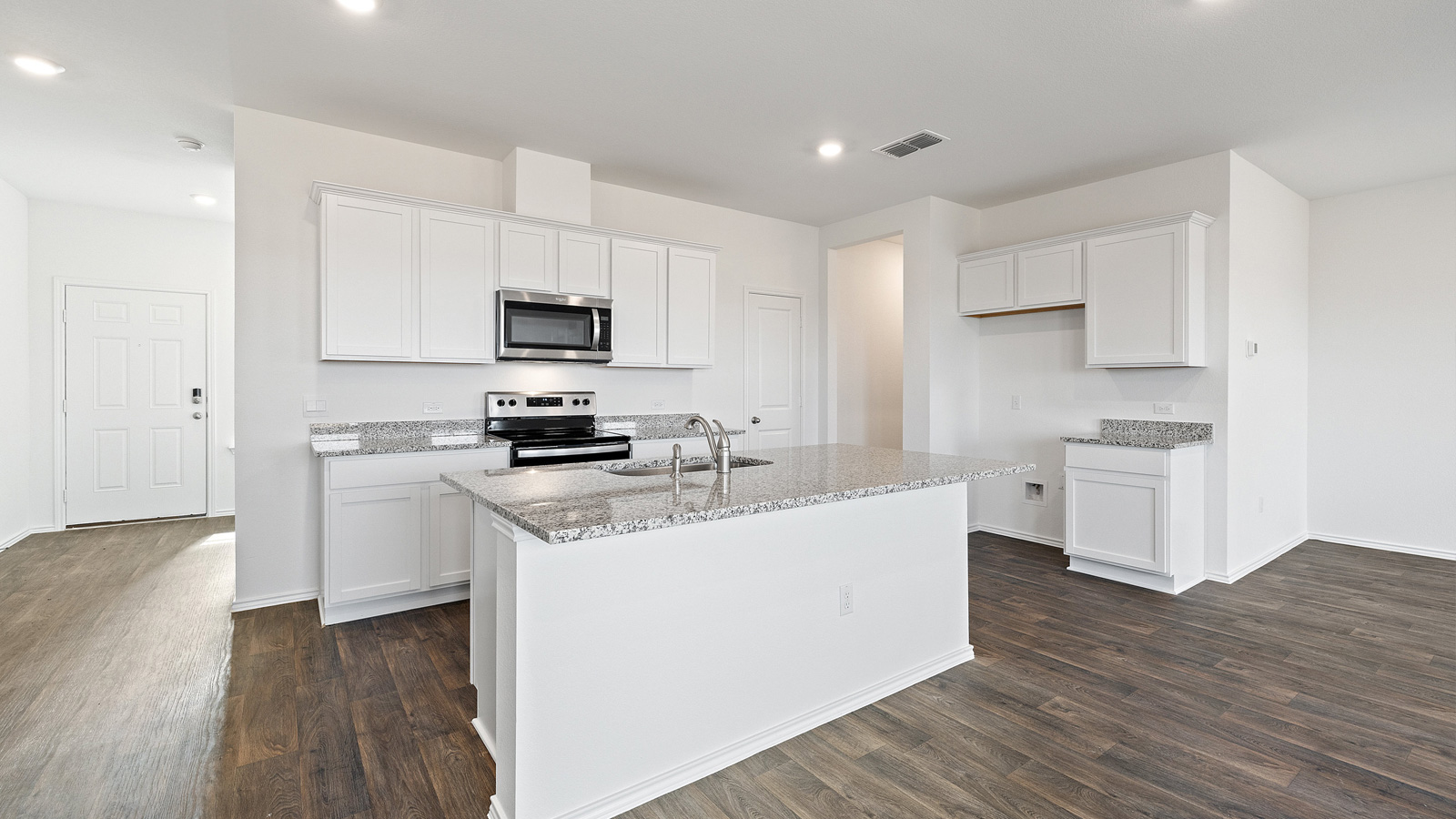 2223 Sycamore Floorplan gourmet kitchen gallery image - Palomino in Manor TX