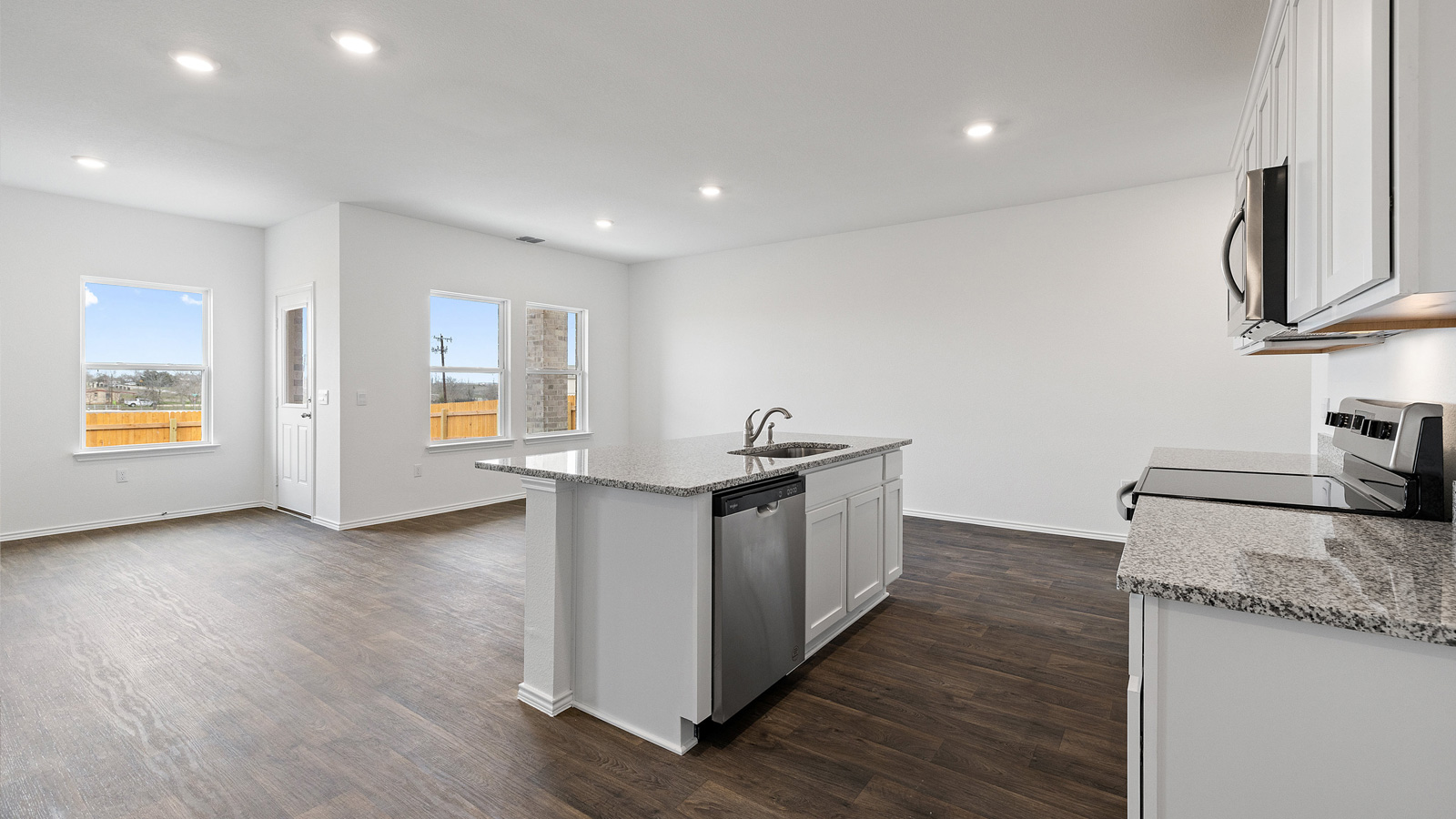 2223 Sycamore Floorplan gourmet kitchen gallery image - Palomino in Manor TX