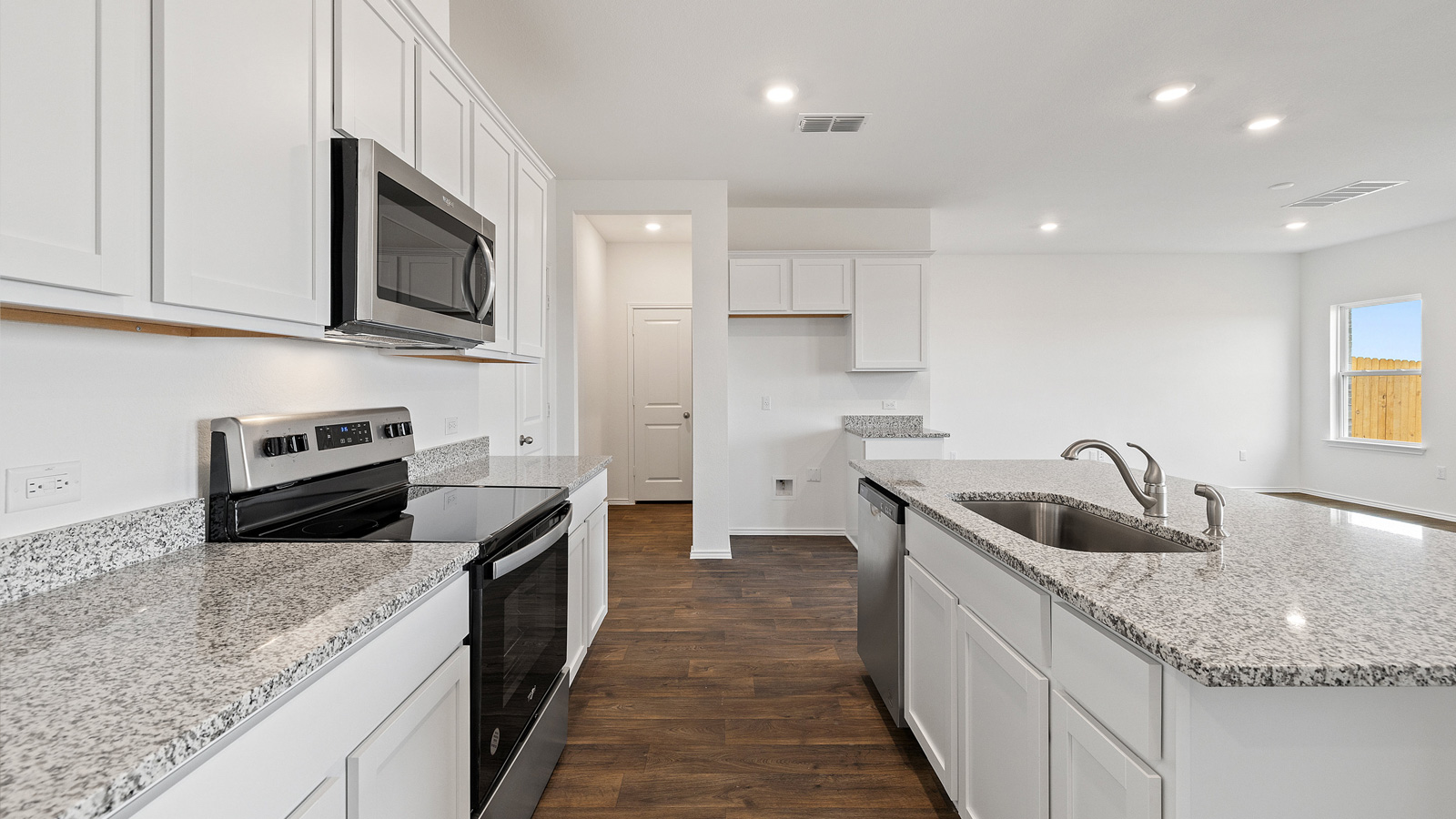 2223 Sycamore Floorplan gourmet kitchen gallery image - Palomino in Manor TX