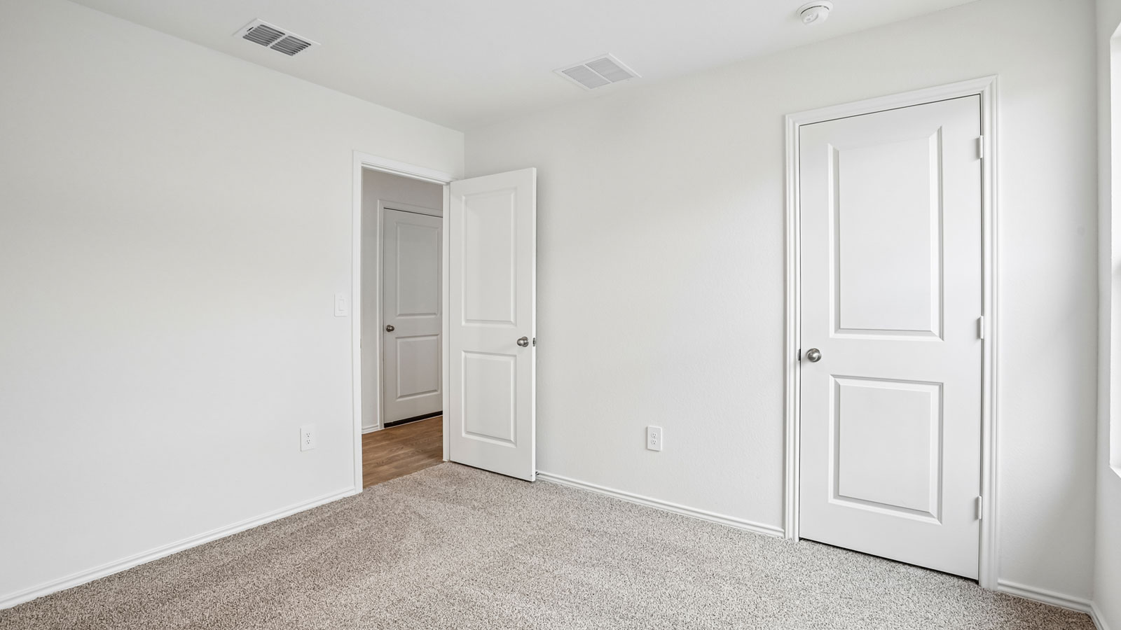 Baylor Bedroom 4 with Carpet
