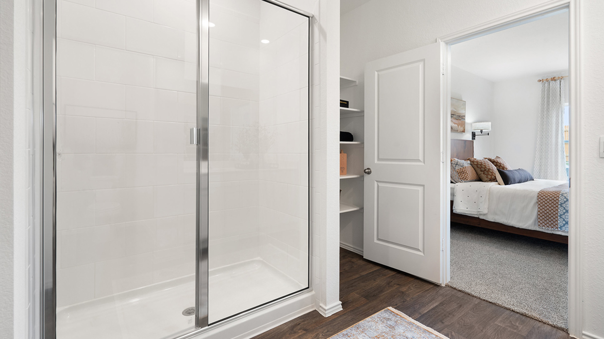 walk in shower in main bathroom