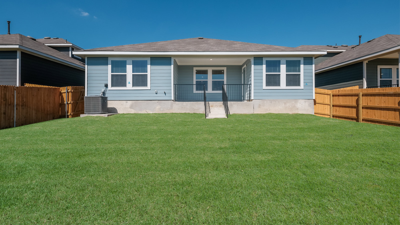 The Fargo Floorplan - A Elevation at Durango in Mustang Ridge, TX.