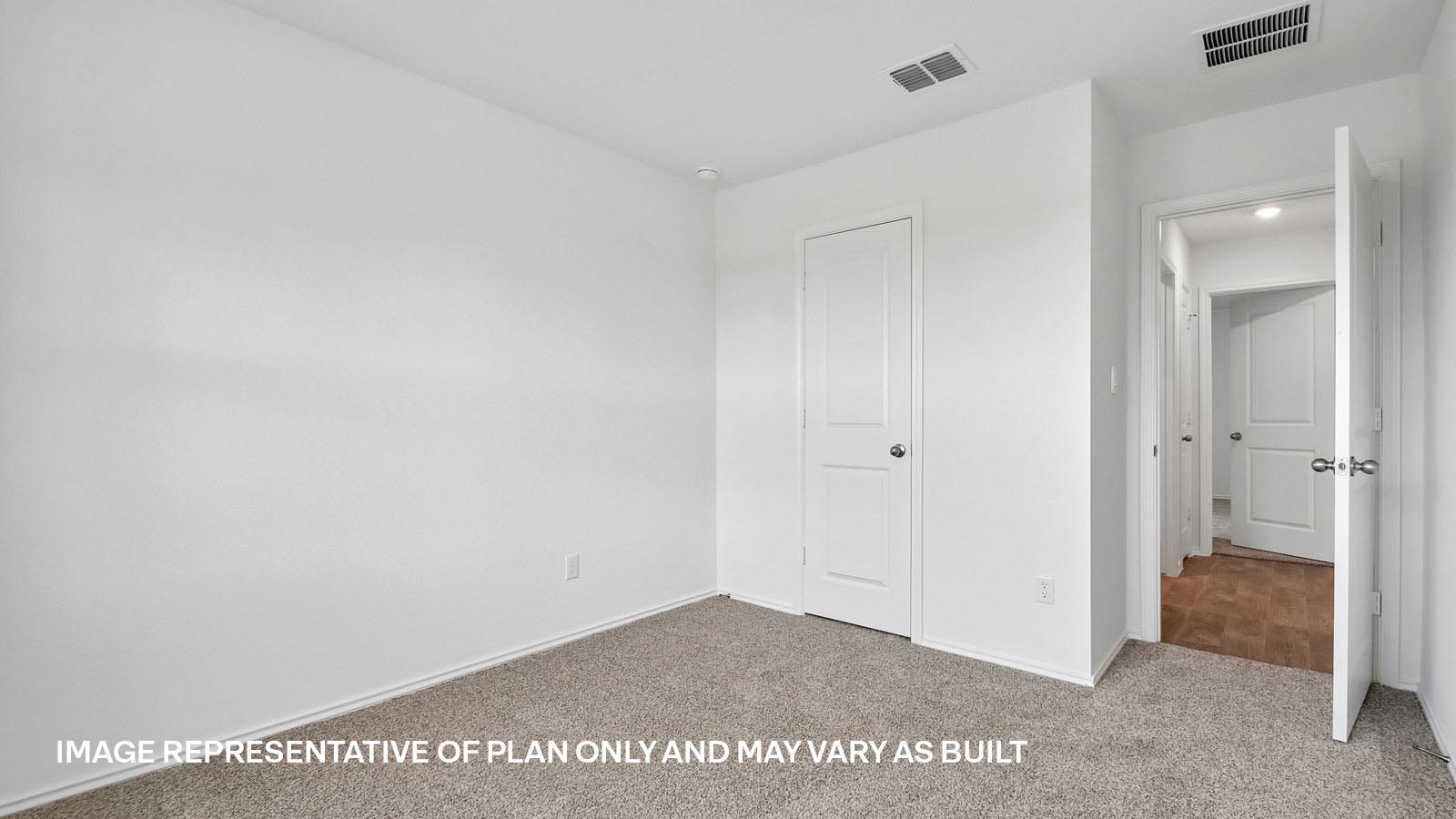Baxtor Bedroom with Carpet