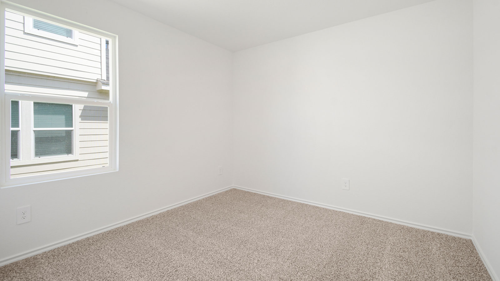 Gaven Bedroom 3 with Carpet