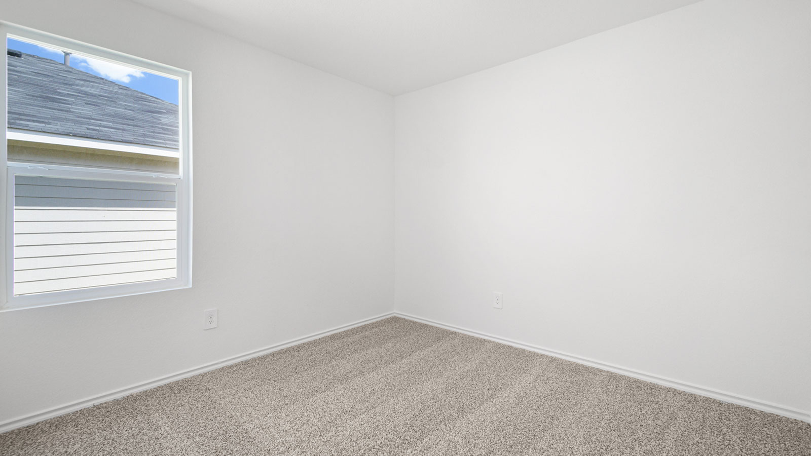 Gaven Bedroom 4 with Carpet