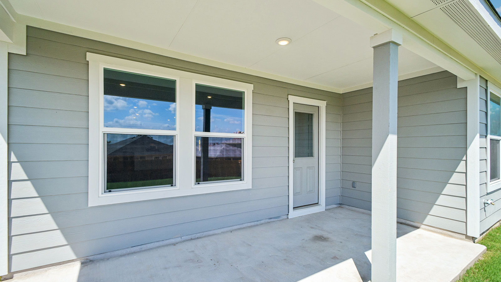 Gaven Covered Patio