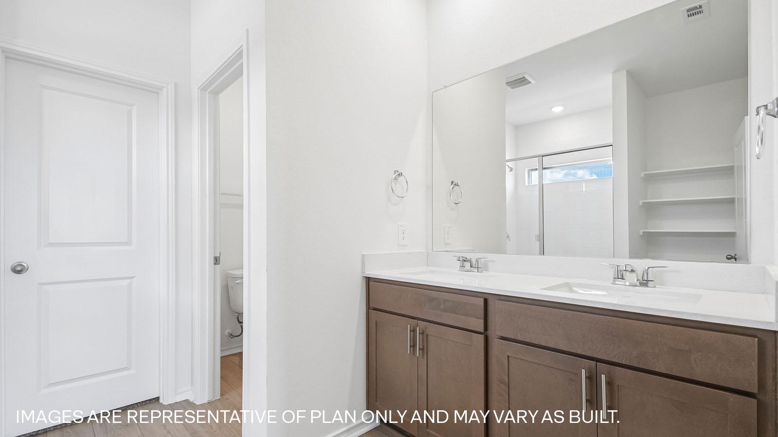Mitchell En Suite Bathroom with Double Vanity