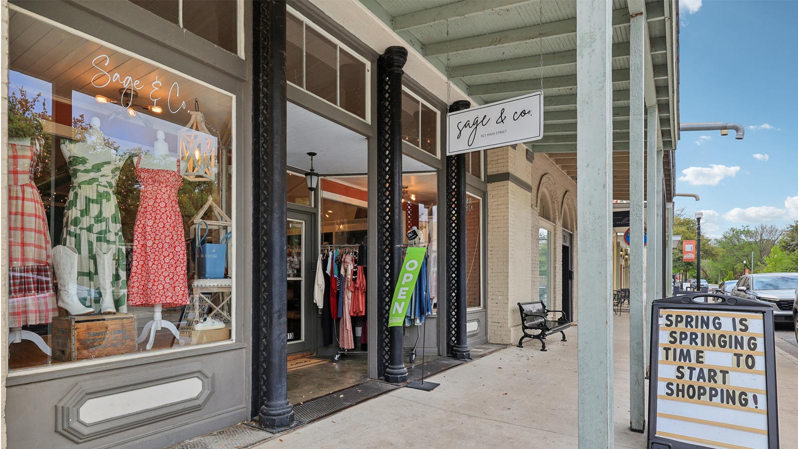 Shopping in Downtown Bastrop