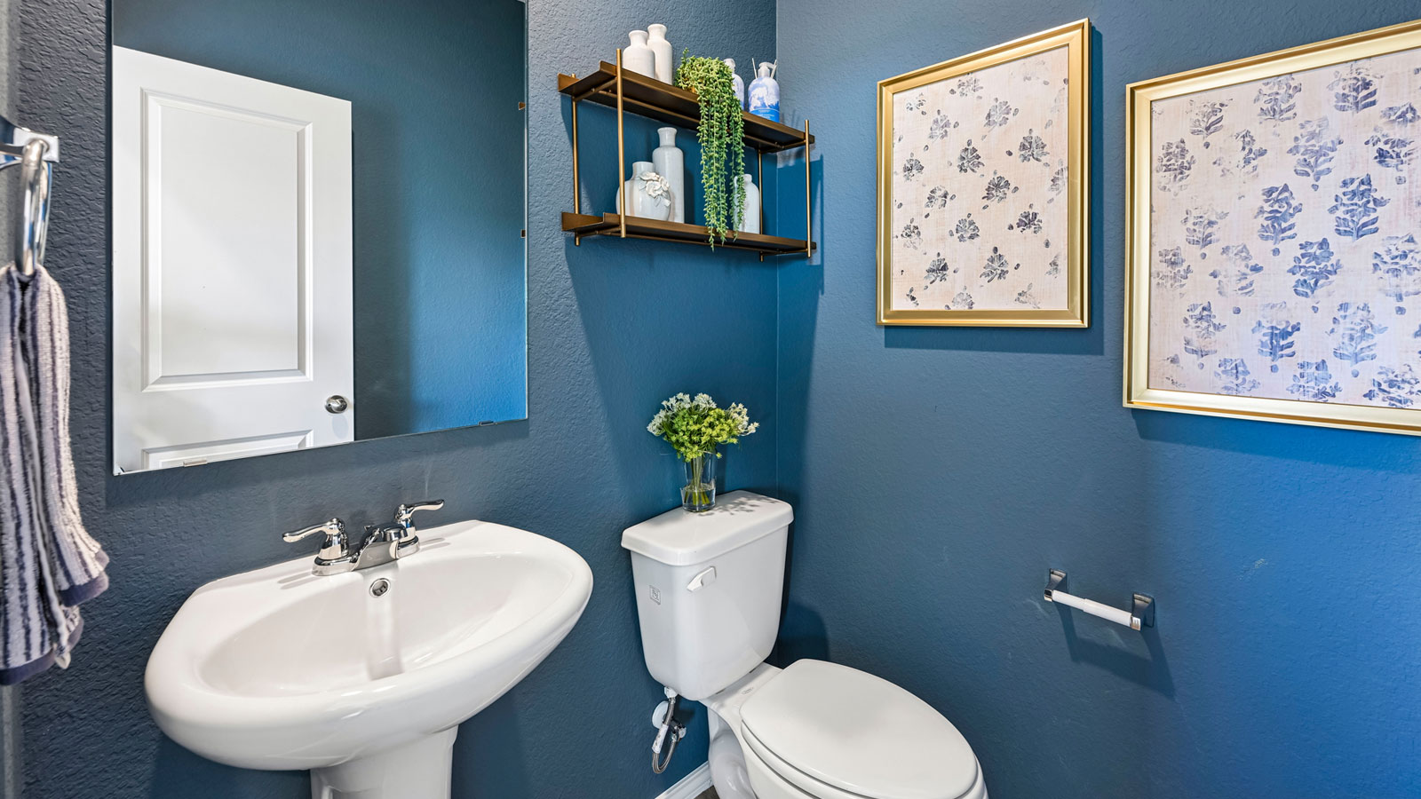 Lyndon Plan Bathroom
